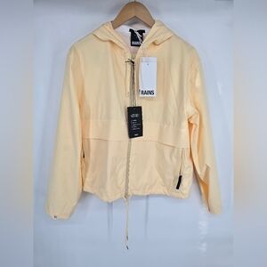 NWT! RAINS, Suva Hardshell Short String W Jacket, Gleam, Size Small, MSRP $259